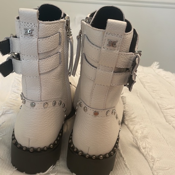 Sam Edelman white boots - Picture 3 of 5